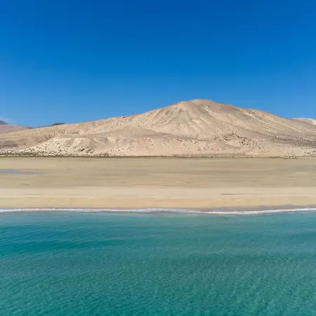 Home2book Luxury Escape, Private Pool & Bbq أنتيغوا