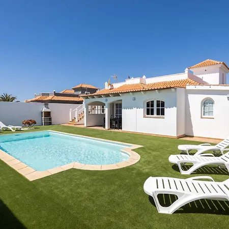 Home2book Luxury Escape, Private Pool & Bbq וילה *
