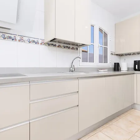 Βίλα Home2book Luxury Escape, Private Pool & Bbq *